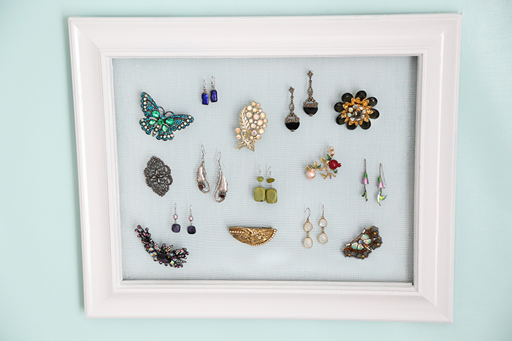 DIY Hanging Jewelry Holder