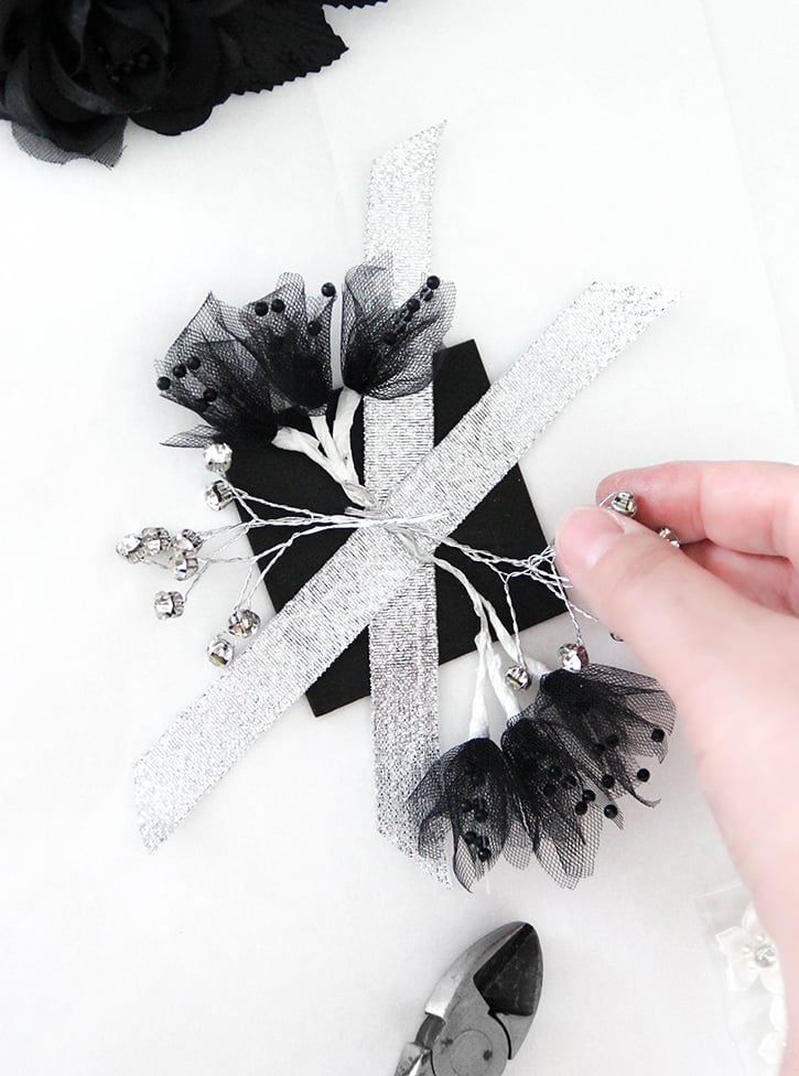 How to DIY a Fabulous Wrist Corsage (2 Styles!) - Confetti Fix