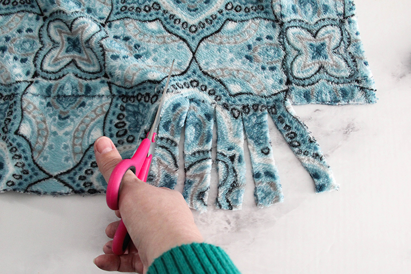 Upcycled Fleece Blanket Pet Bed