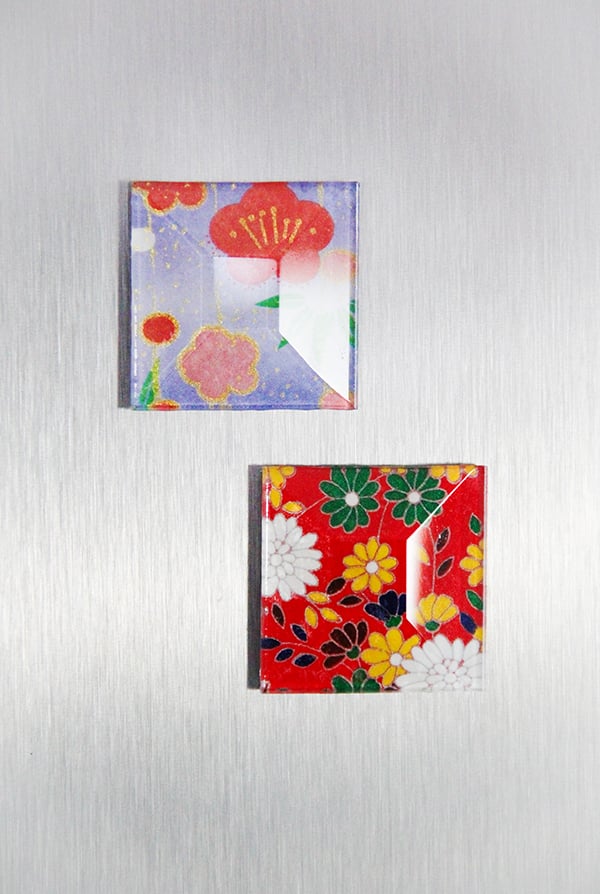 DIY Glass Picture Magnets